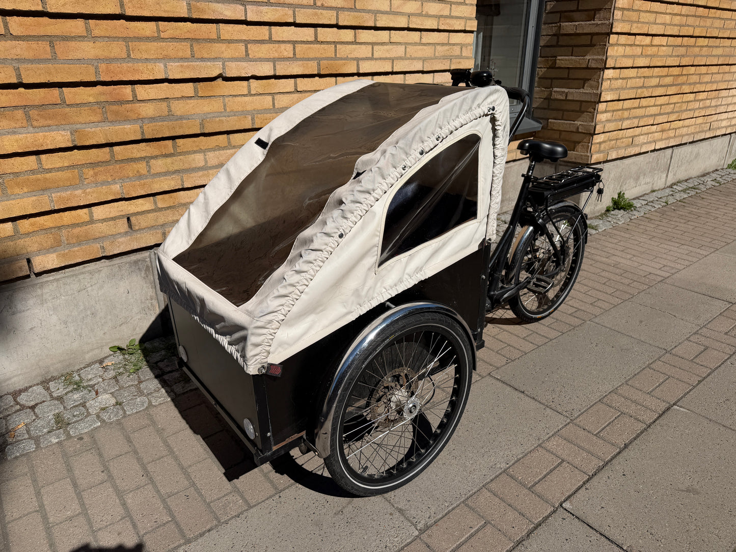 Christiania Bike Light Electric – 2021 – el-lådcykel för 2 barn
